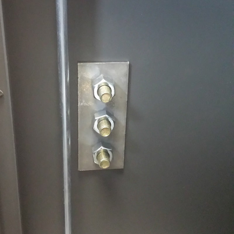 200 Series Lock Bracket - Forward Facing